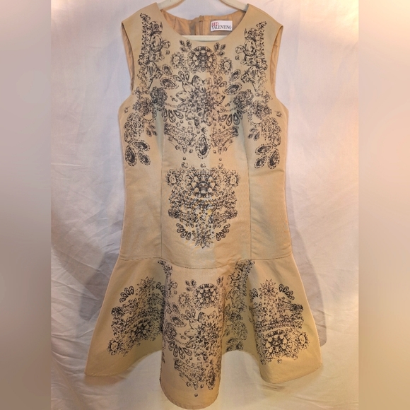 Red Valentino girl dress Red Valentino girl dress